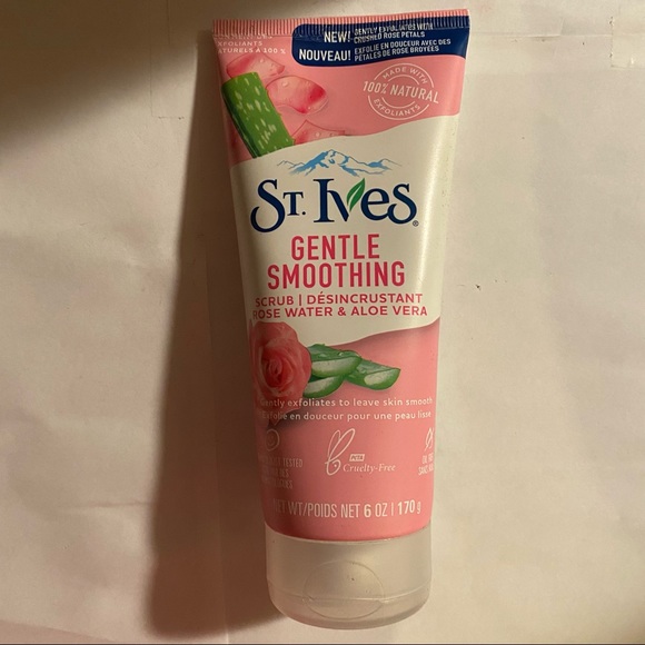 St. Ives Gentle Smoothing Scrub Rose Water & Aloe Vera 6 oz - Picture 1 of 2